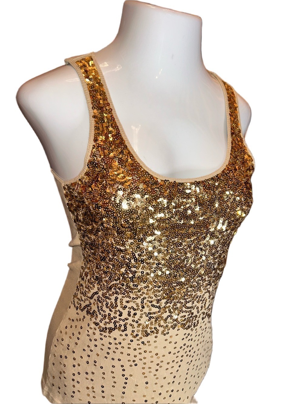 bebe 2b bebe Gold Sequin Ombre Scoop Neck Tank Top Size L - Picture 2 of 6